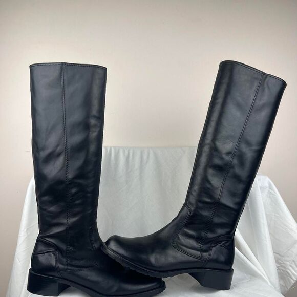 Donald J Pliner BIXBI-35 Tall Leather Riding Boots Stacked Heel Lug Sole Size 9 - Picture 1 of 8